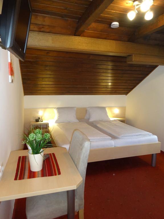 Pension Scherwirt Graz Quarto foto